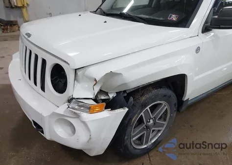 2009 Jeep Patriot Sport z USA, uszkodzony, nr VIN 1J4FF28B19D249580